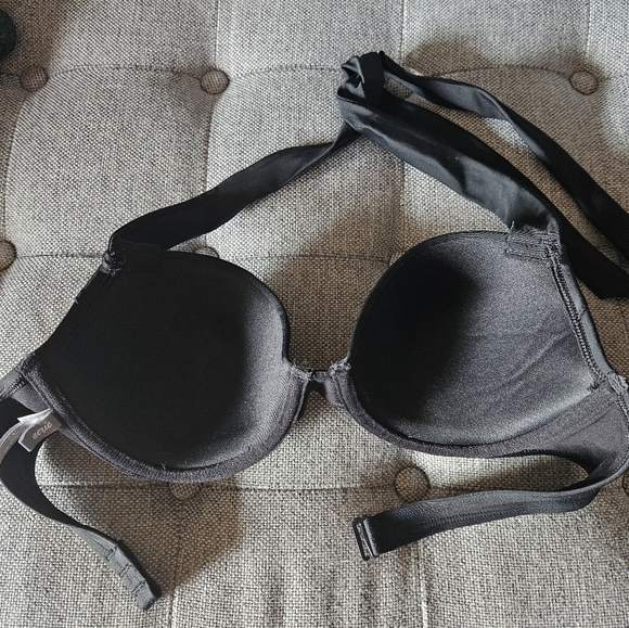 2 for 1 swimsuit bikini tops - Picture 3 of 6